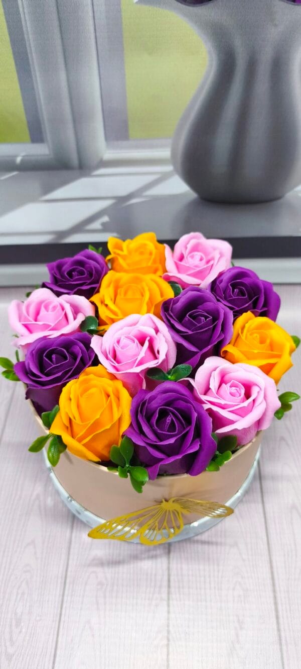 Flower box z kwiatów mydlanych