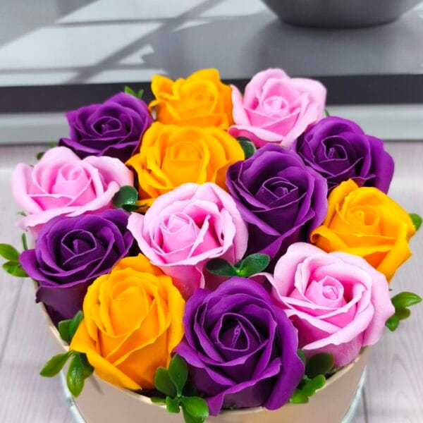 Flower box z kwiatów mydlanych