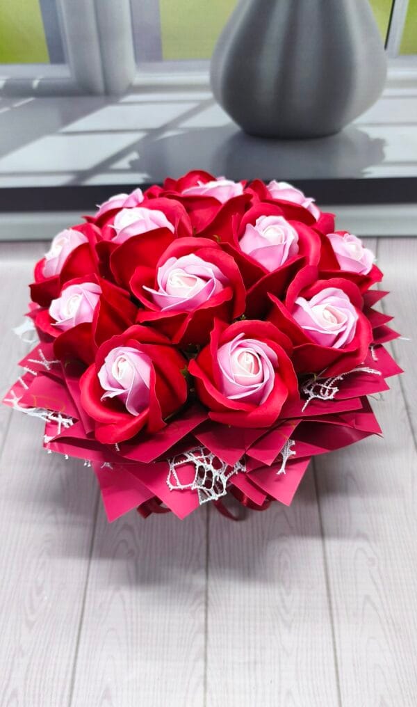 Flower box z kwiatów mydlanych